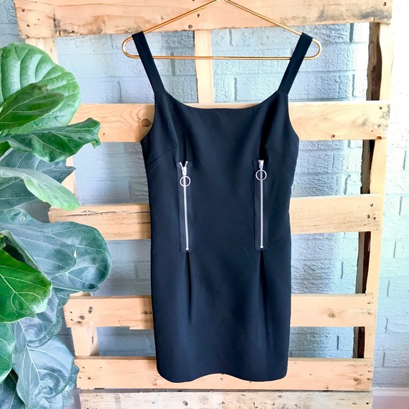 h:ours Dresses & Skirts - h:ours Black Front Zipper Mini Dress